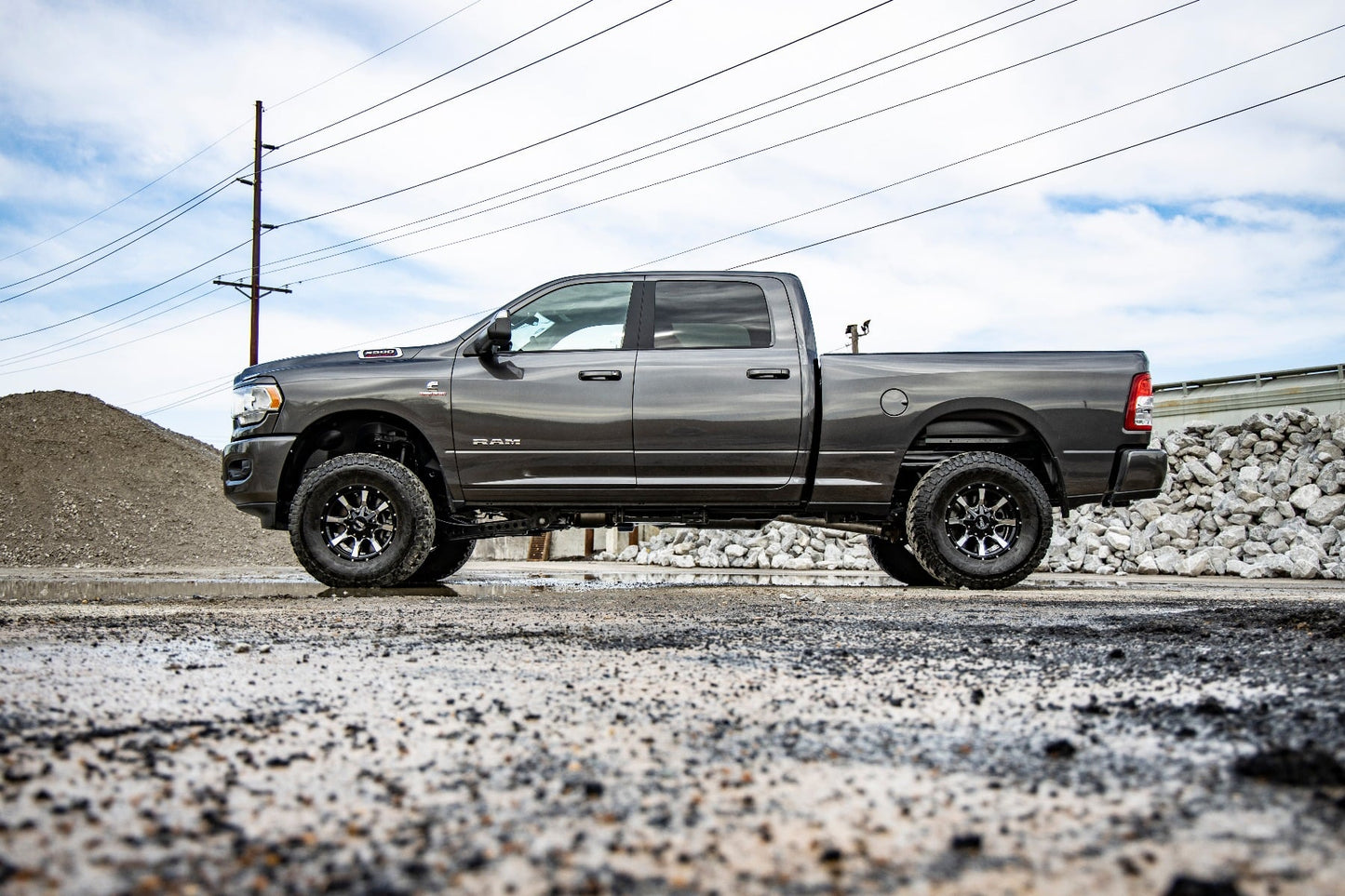 2.5 Inch Leveling Kit | RR Coil | V2 | Ram 2500 (14-26)/3500 (13-26) 