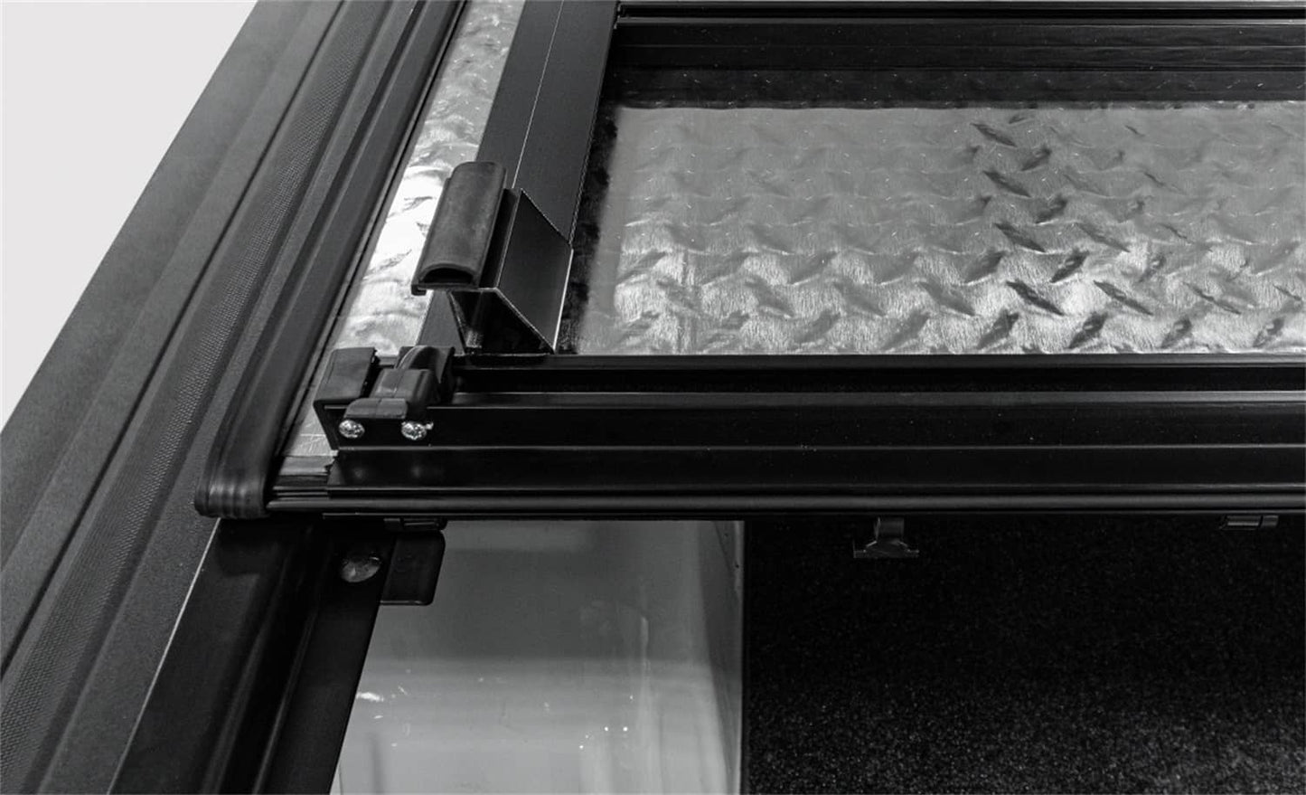 ACC-B3040069_03.jpg