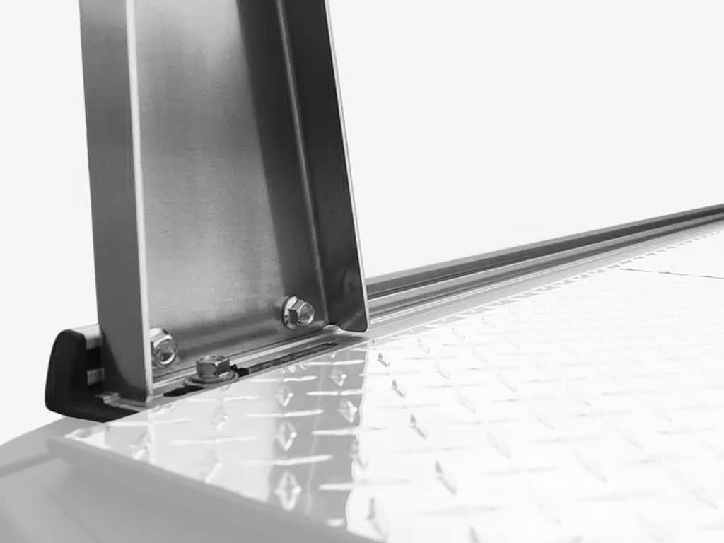 ACC-F2010011_02.jpg